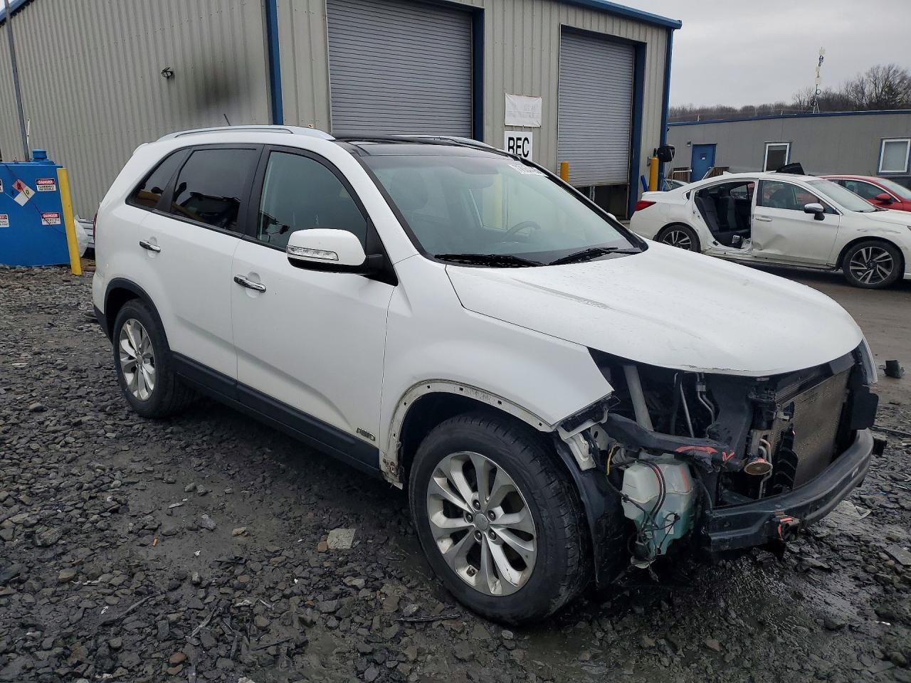 2014 KIA SORENTO