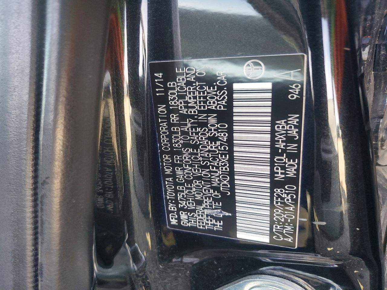 2014 TOYOTA Prius c