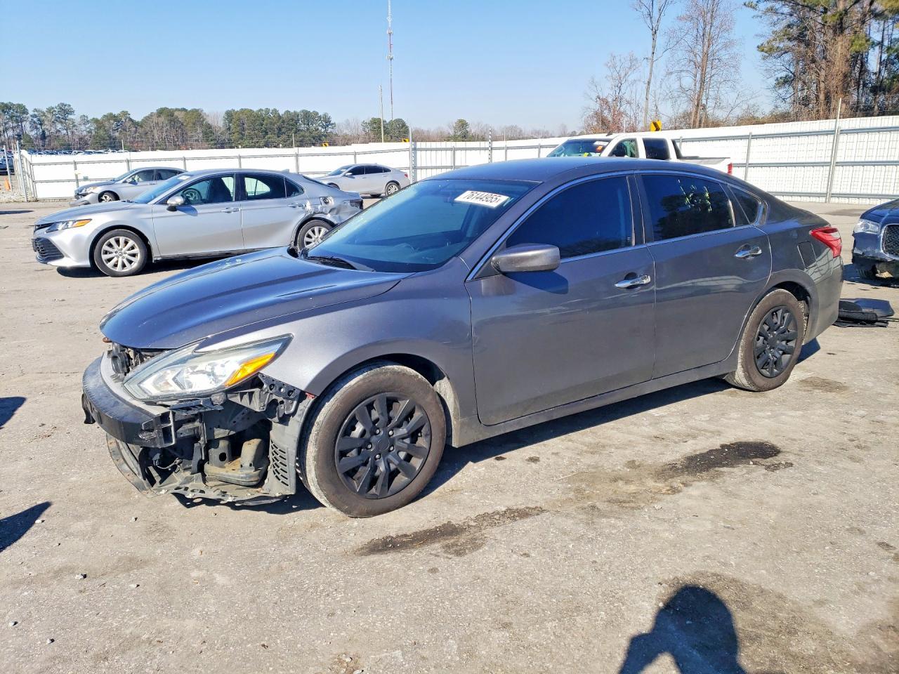 2017 NISSAN