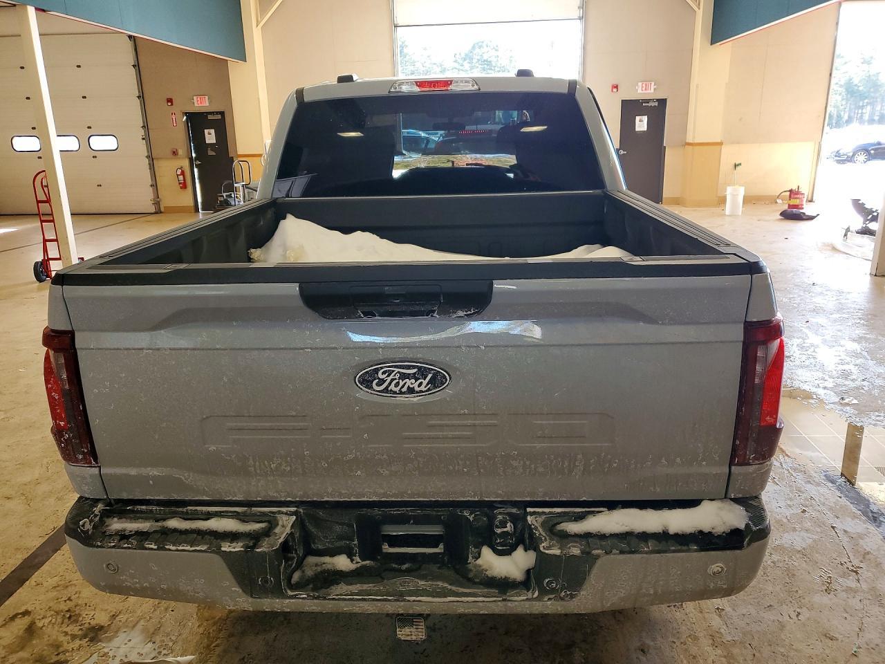 2024 FORD F-150 Lightning