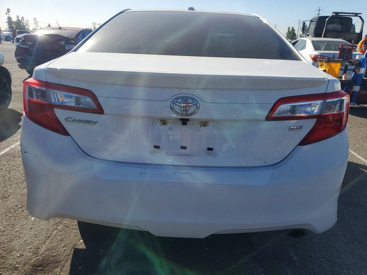 2013 TOYOTA CAMRY