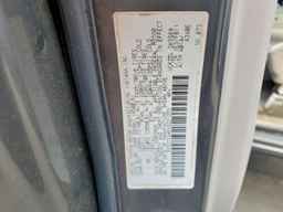 2004 TOYOTA Sequoia