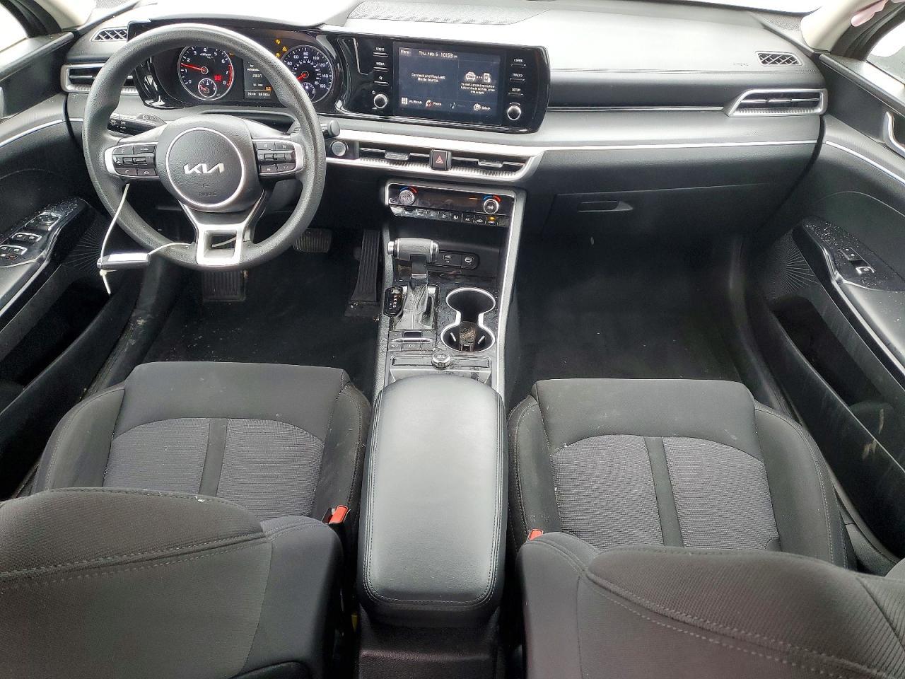 2022 KIA K5
