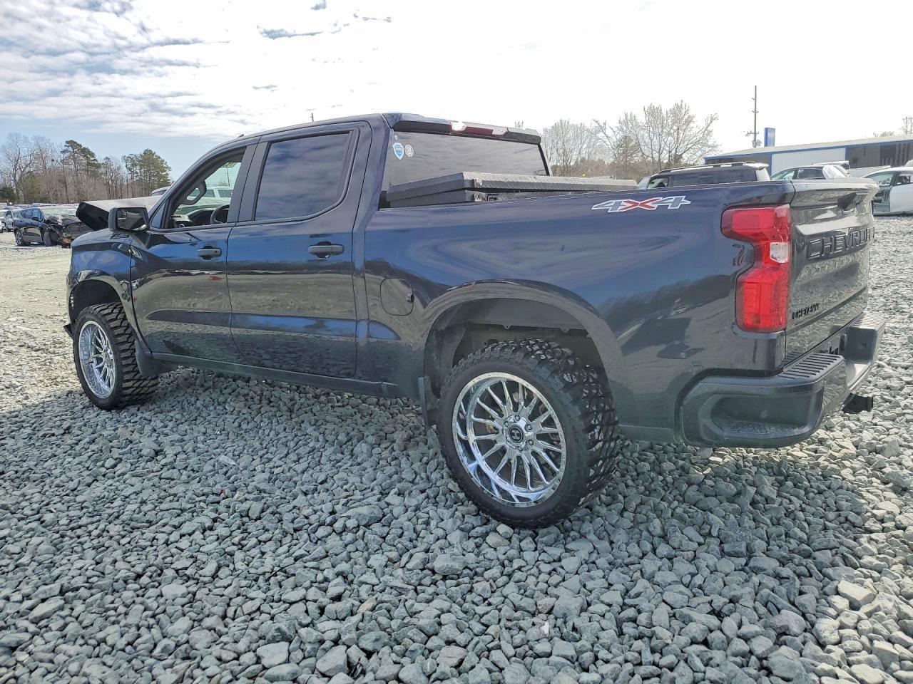 2023 CHEVROLET Silverado