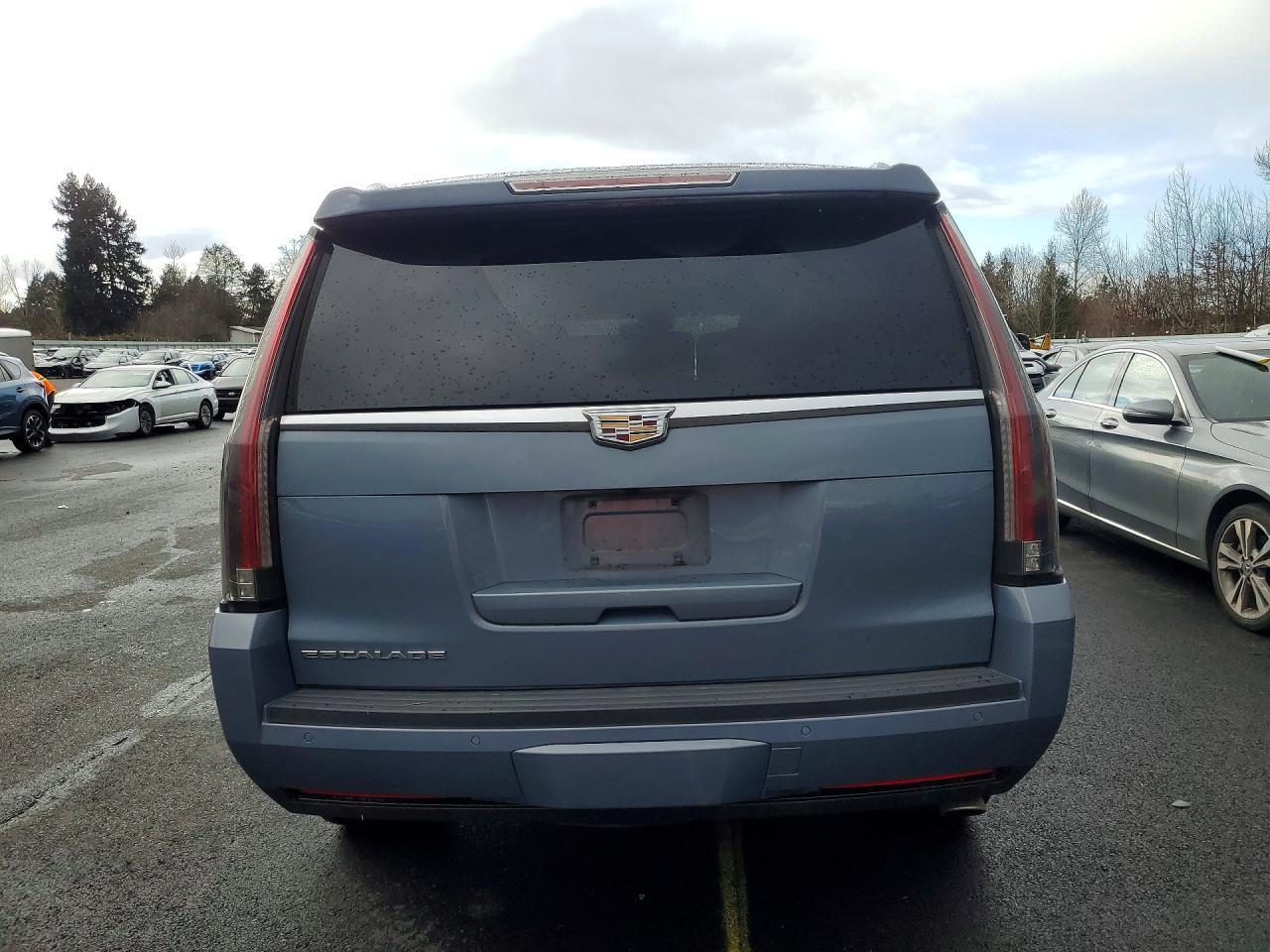2016 CADILLAC ESCALADE