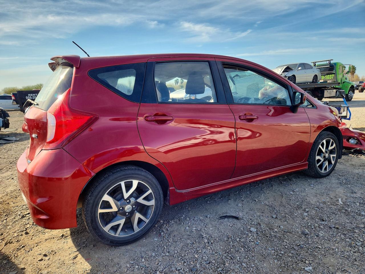 2015 NISSAN Versa Note