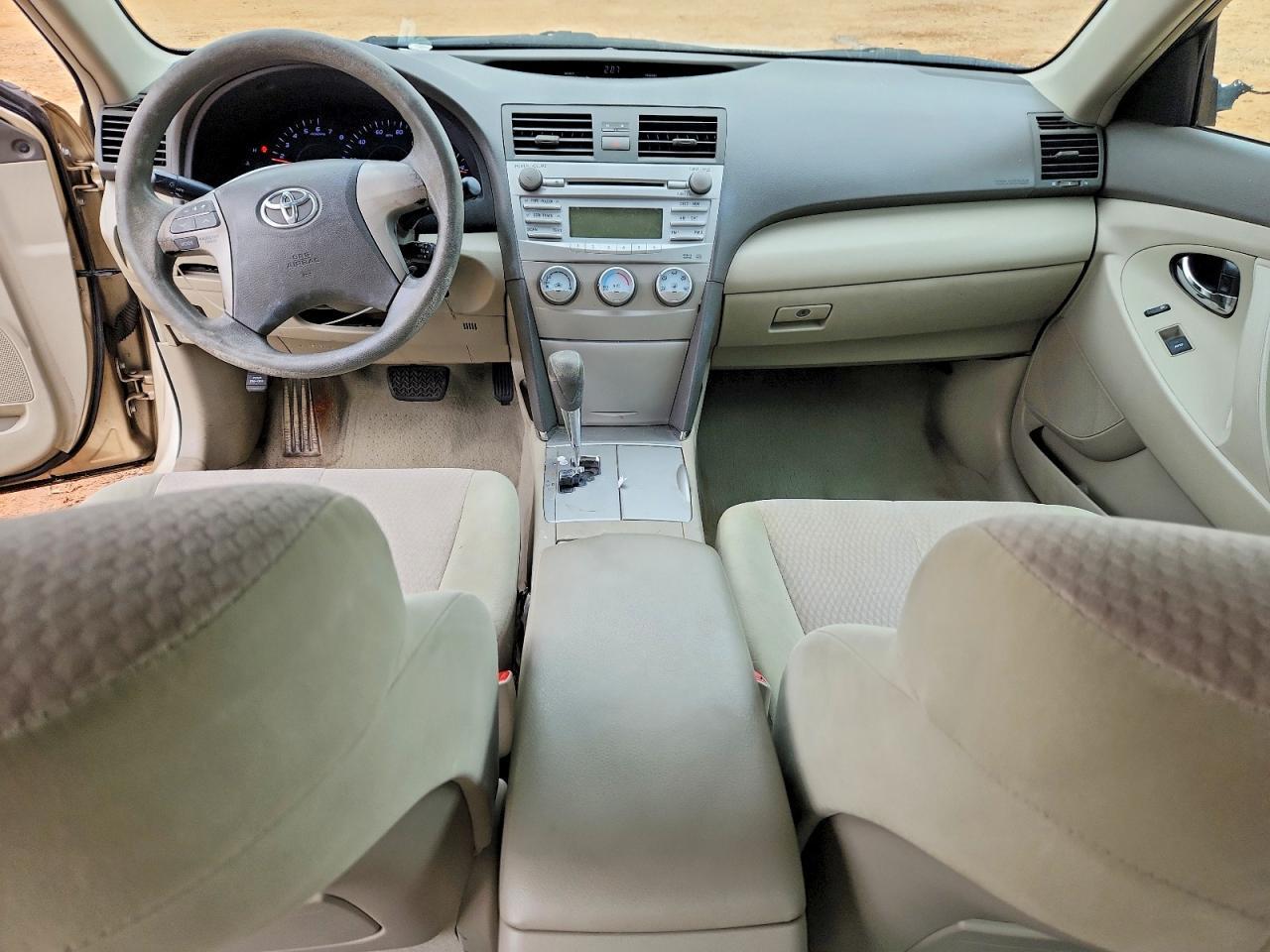 2011 TOYOTA CAMRY