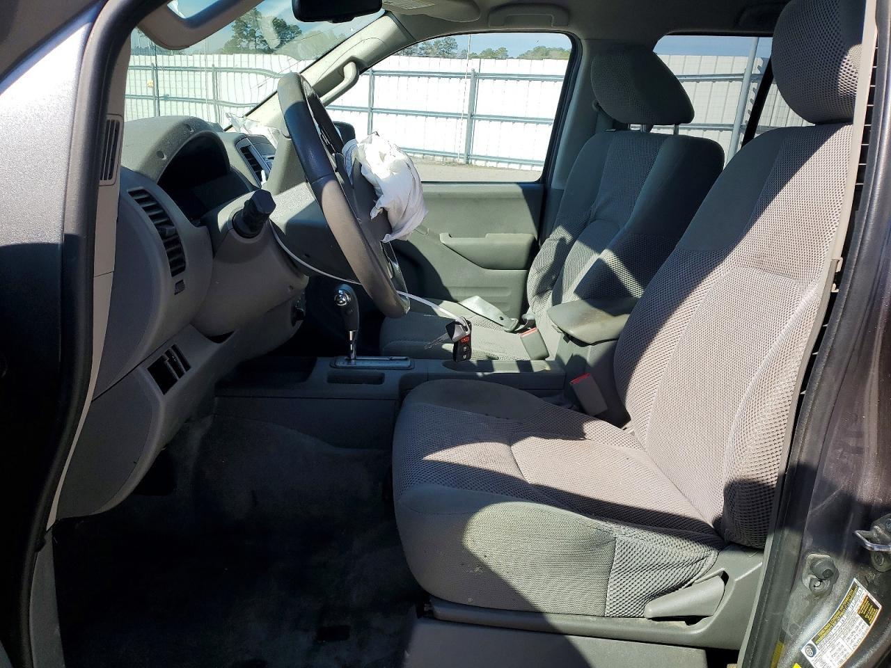 2017 NISSAN Frontier