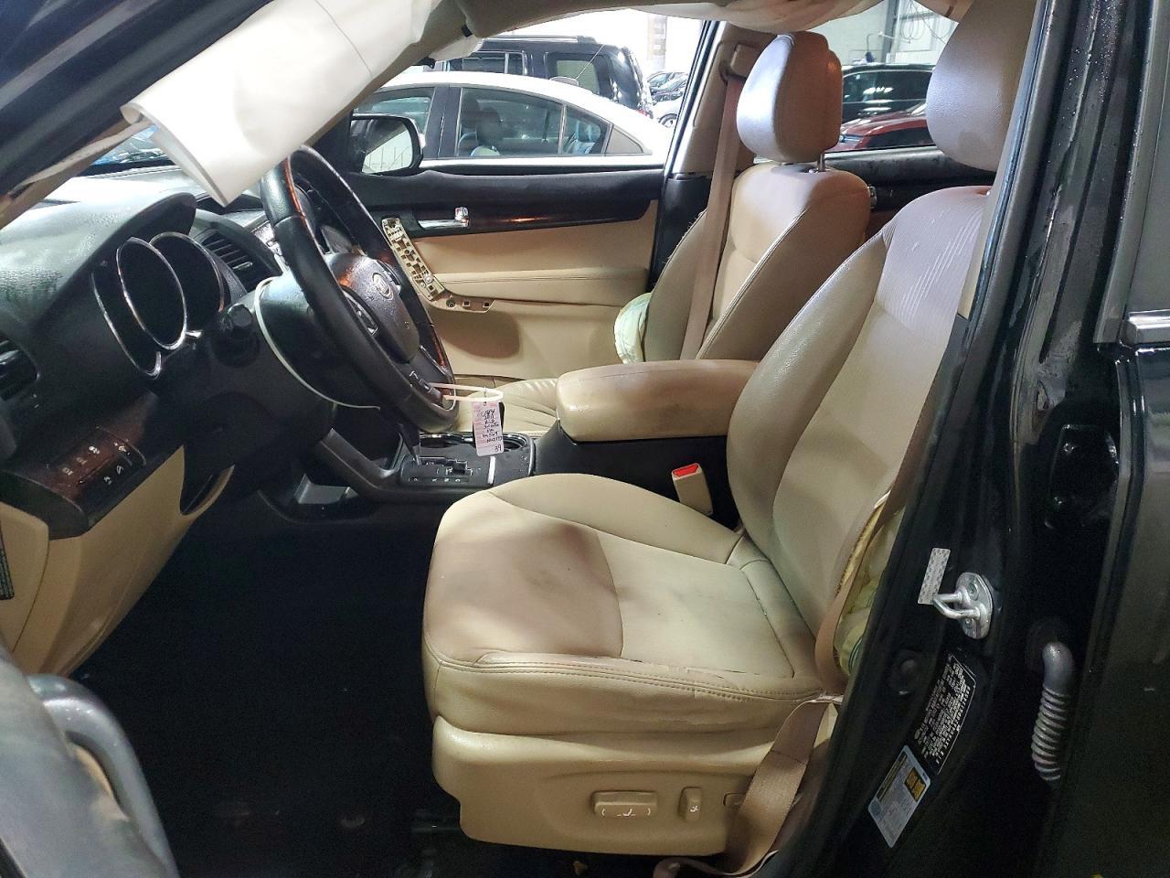 2011 KIA SORENTO