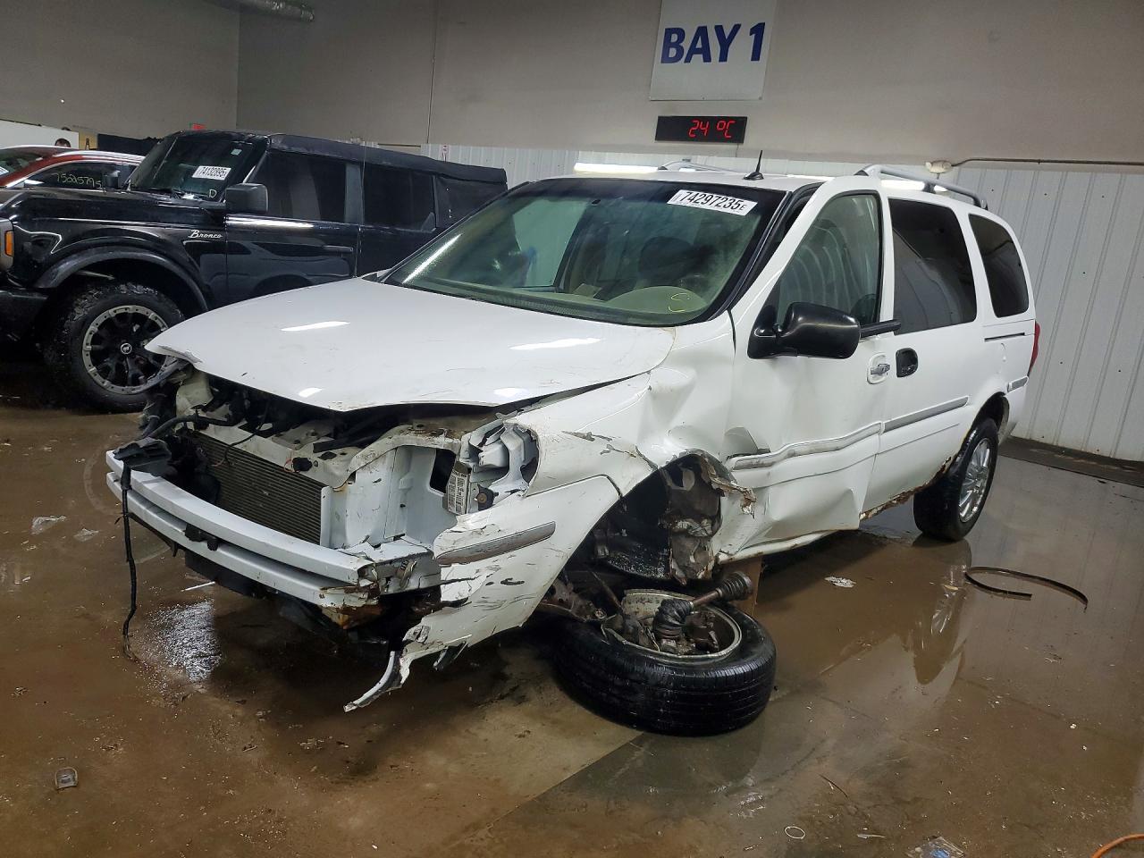 2005 BUICK Terraza