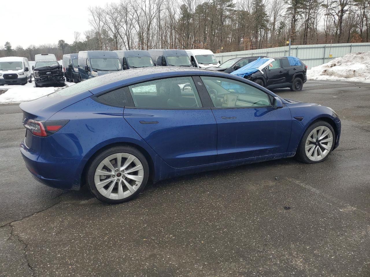 2022 TESLA MODEL 3