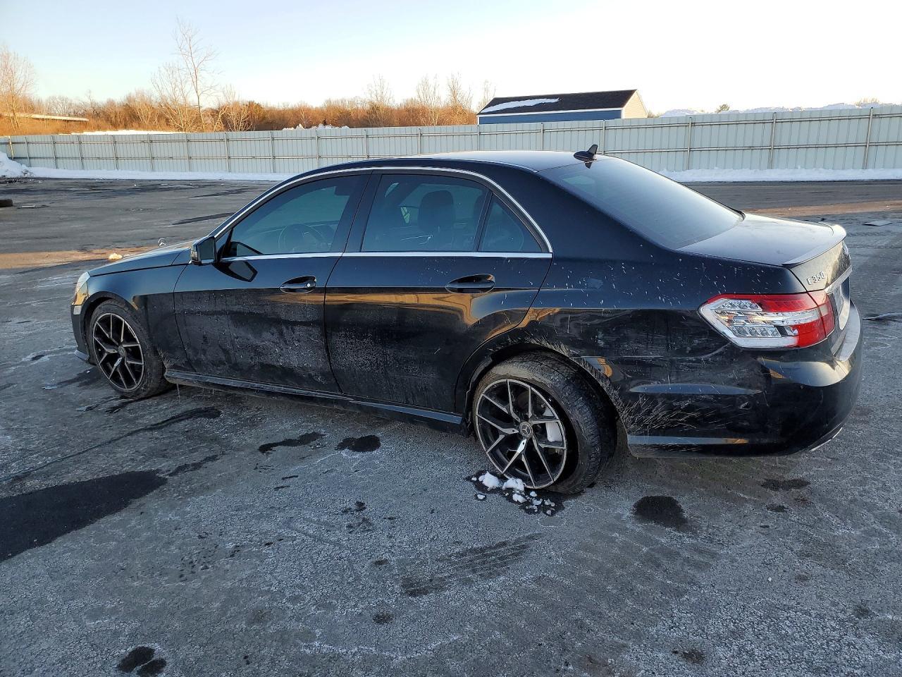 2013 MERCEDES-BENZ E-Class