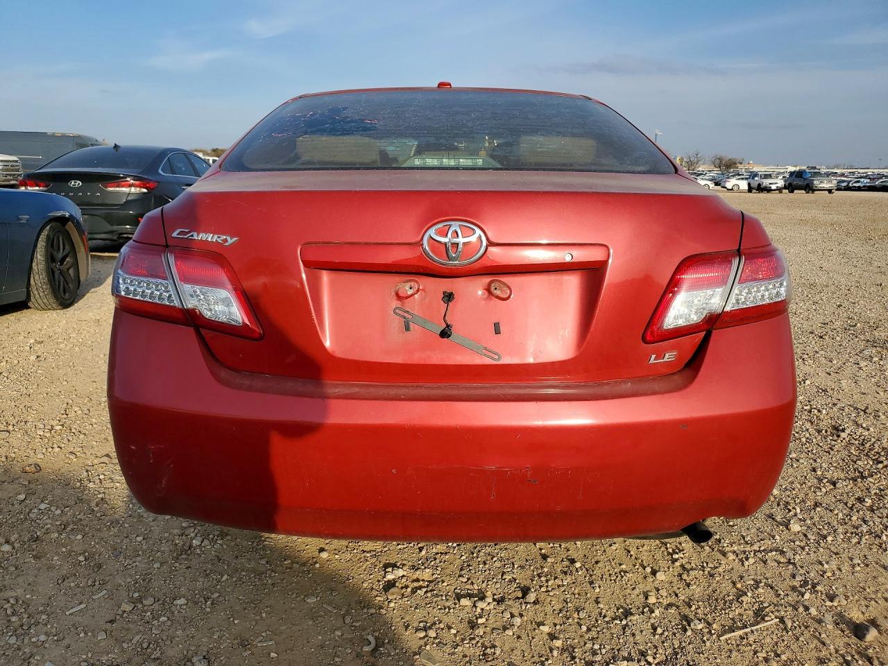2011 TOYOTA CAMRY