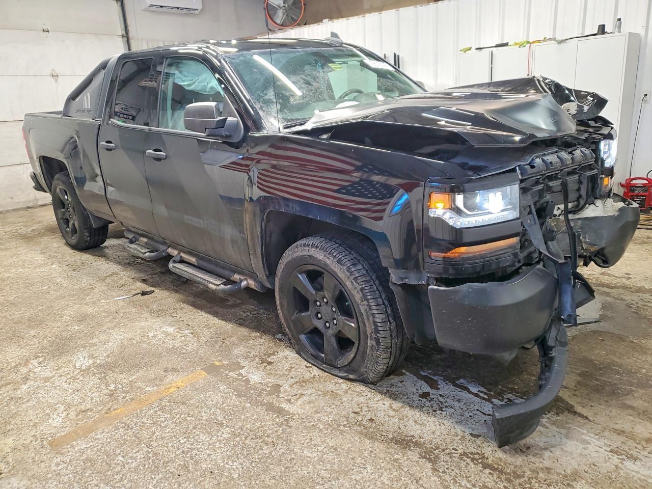 2017 CHEVROLET Silverado