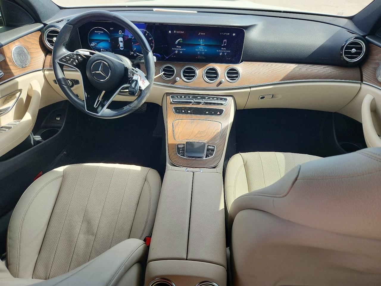 2022 MERCEDES-BENZ E-Class