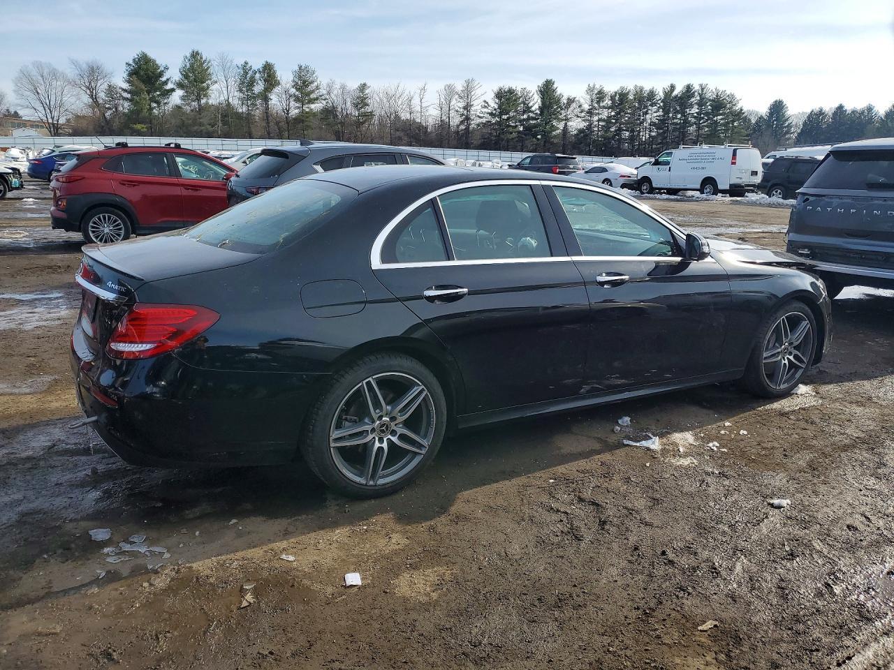2018 MERCEDES-BENZ E-Class