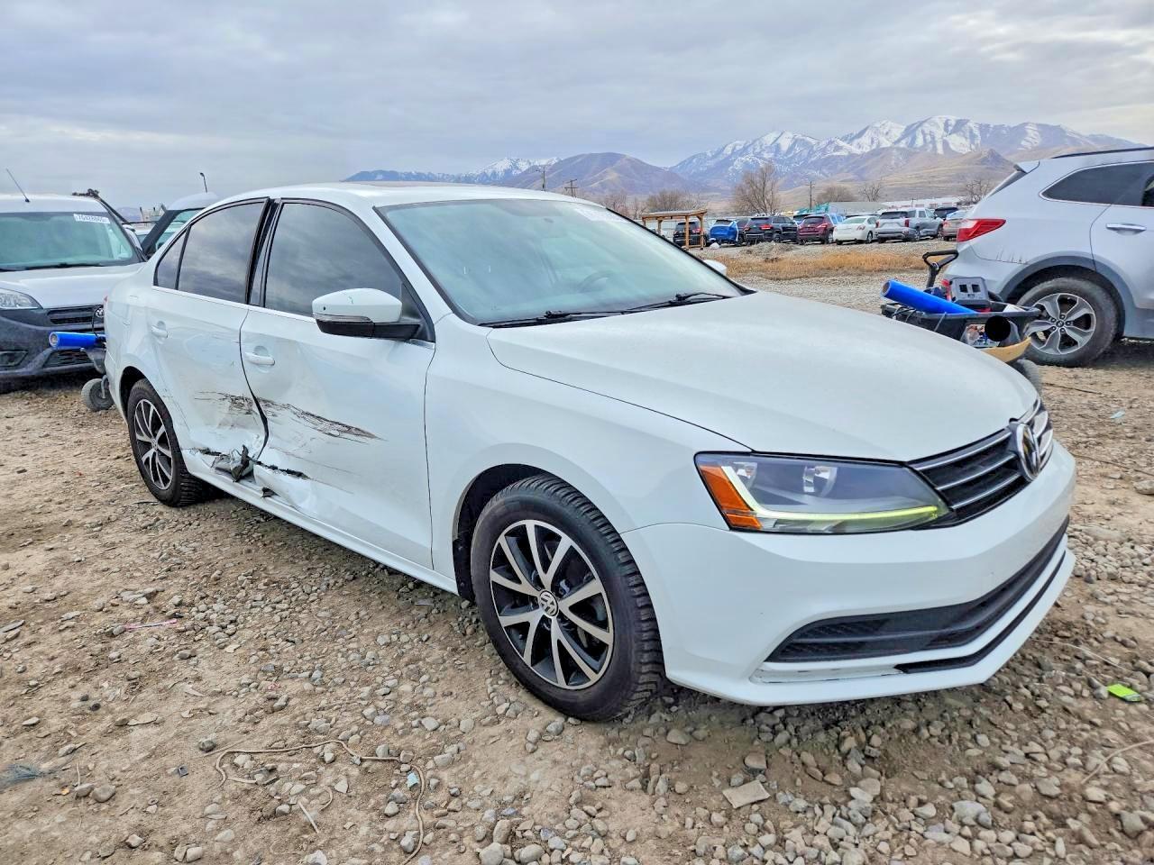 2017 VOLKSWAGEN JETTA