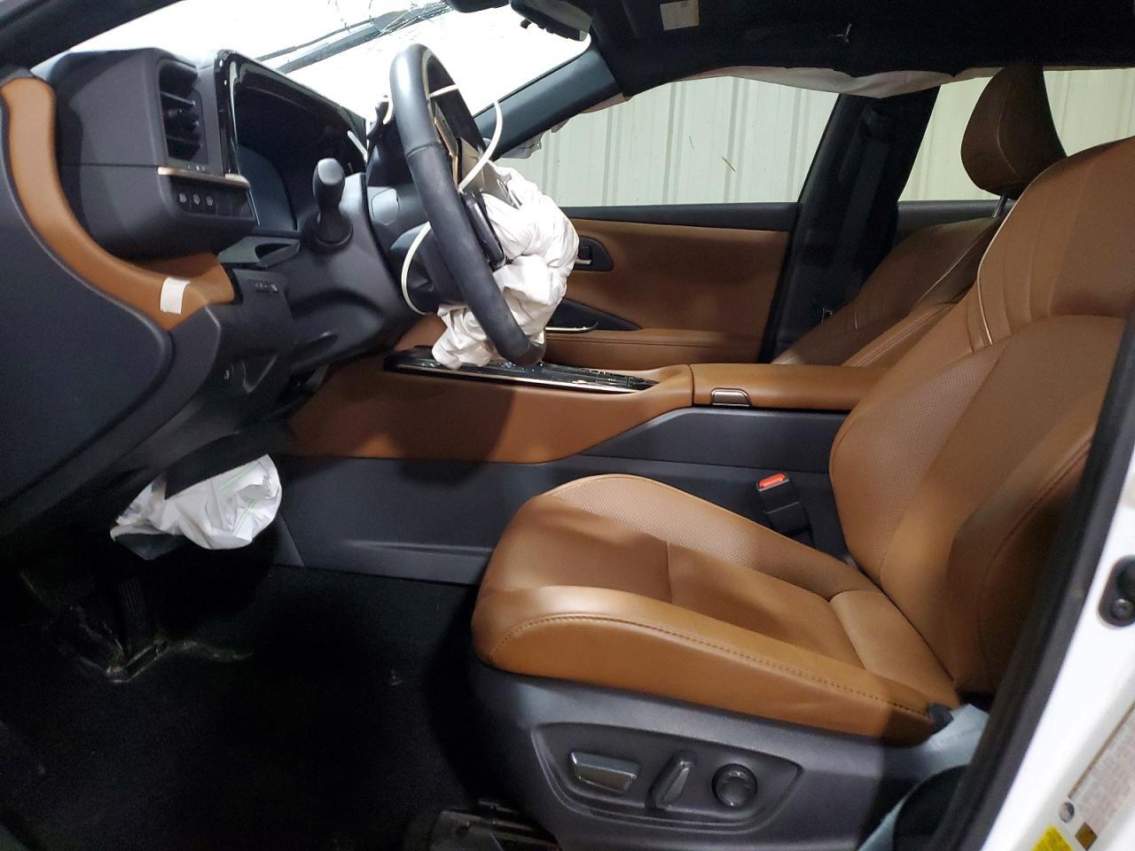 2025 TOYOTA Crown