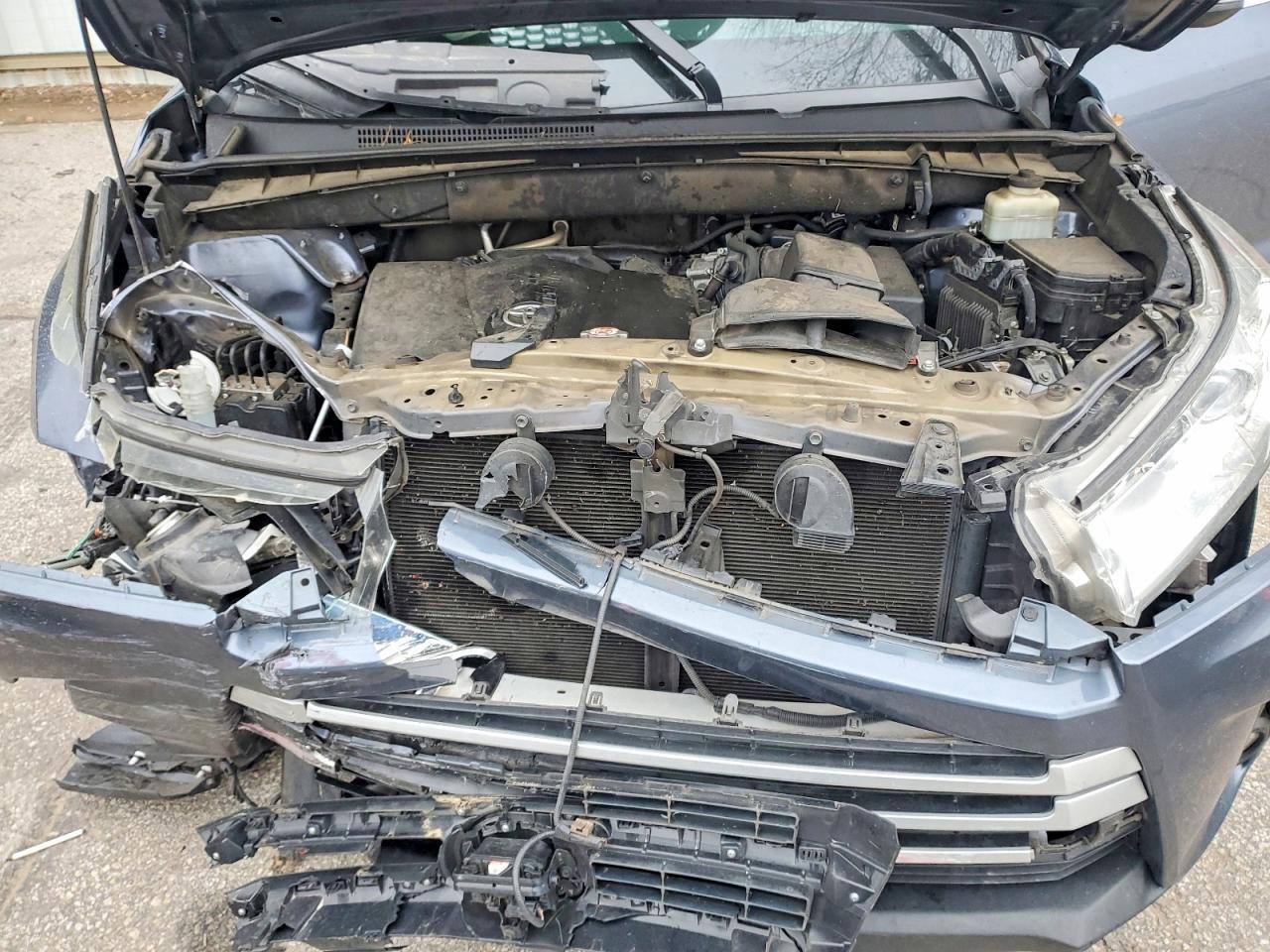 2018 TOYOTA HIGHLANDER