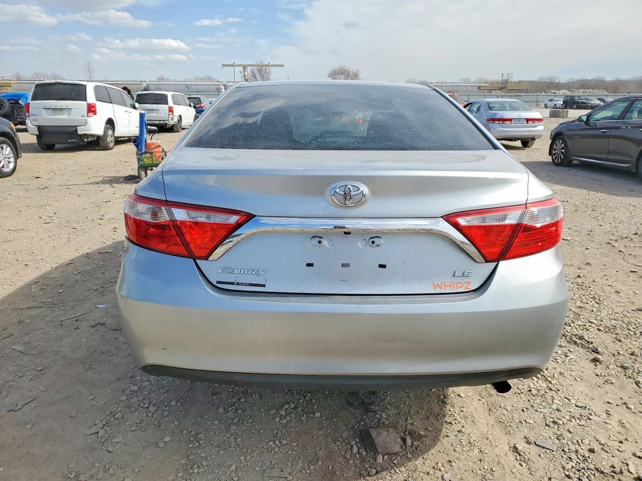 2015 TOYOTA CAMRY