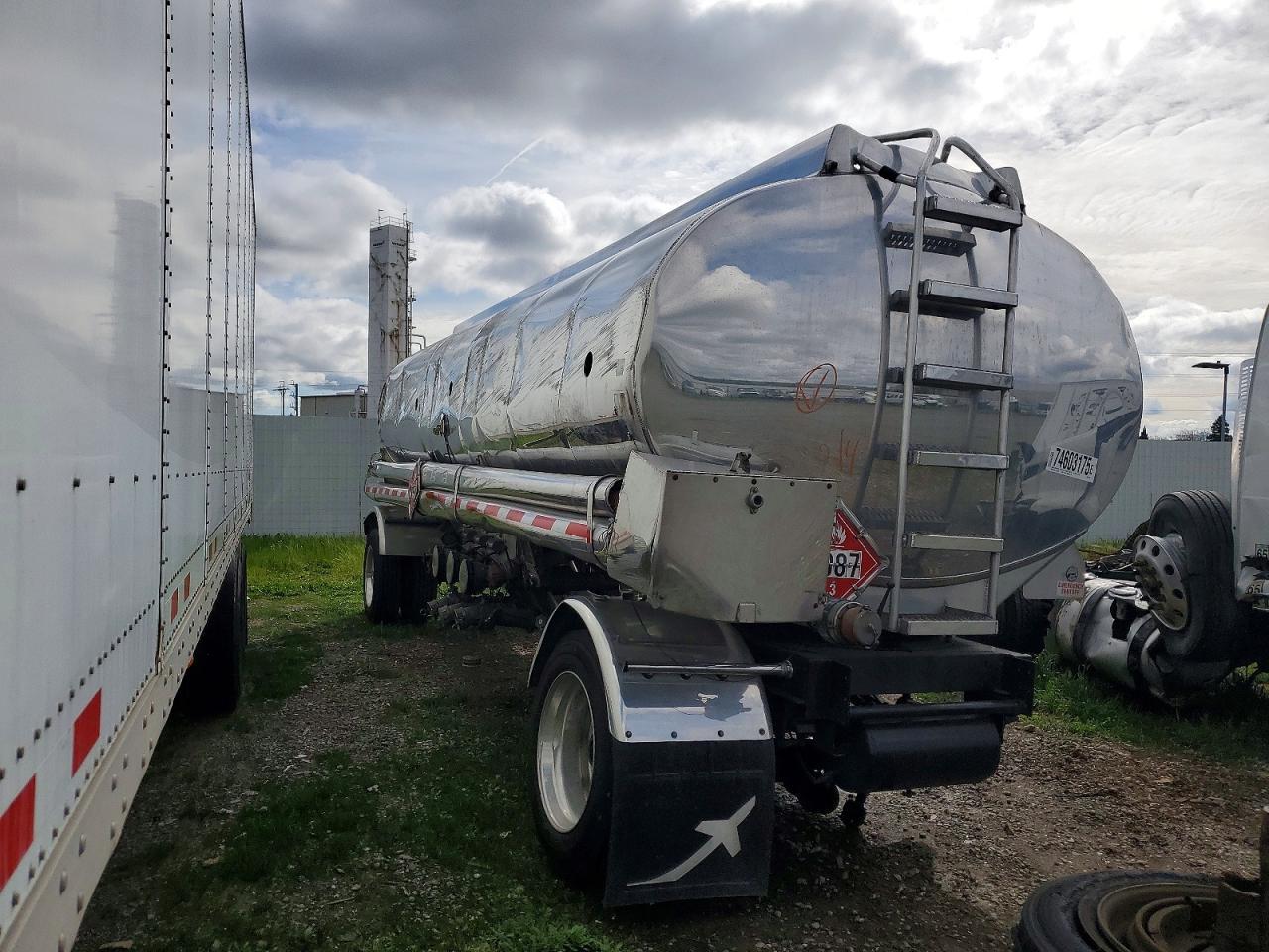 1998 Beall Trailer