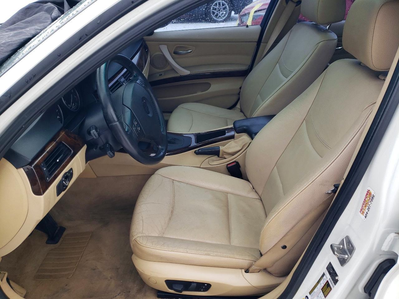 2011 BMW 3 SERIES