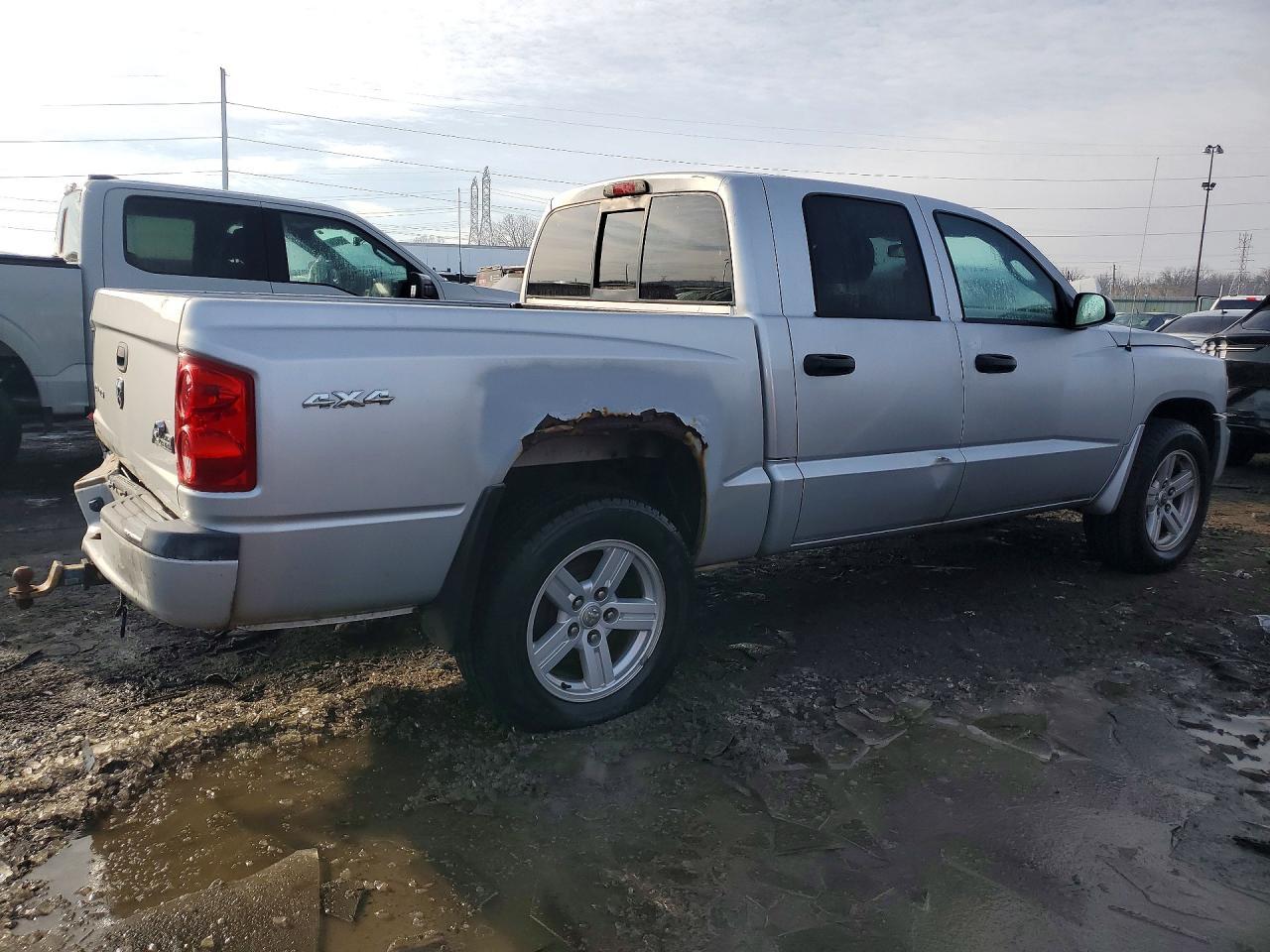 2008 DODGE Dakota