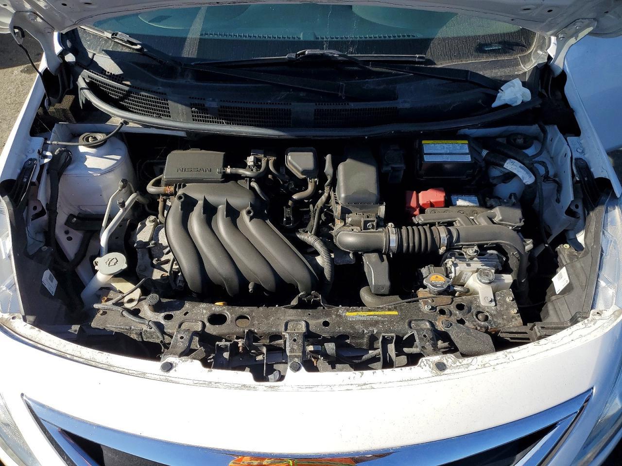 2016 NISSAN VERSA