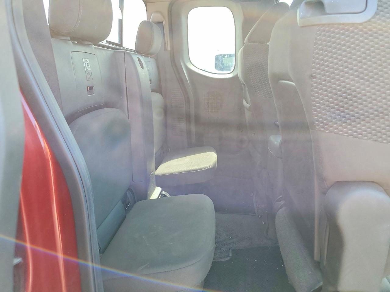 2012 NISSAN Frontier