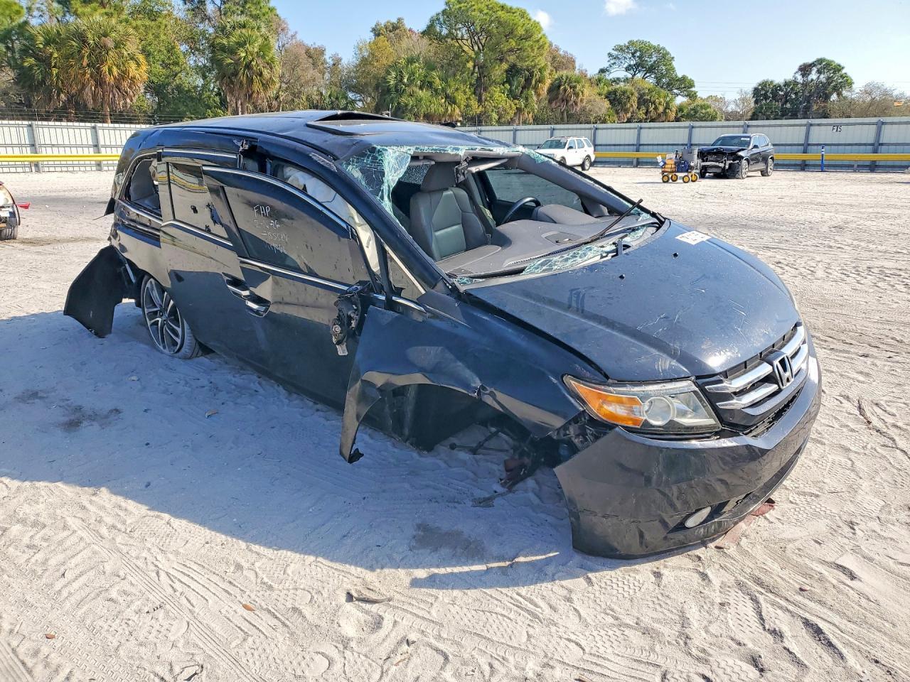 2014 HONDA ODYSSEY