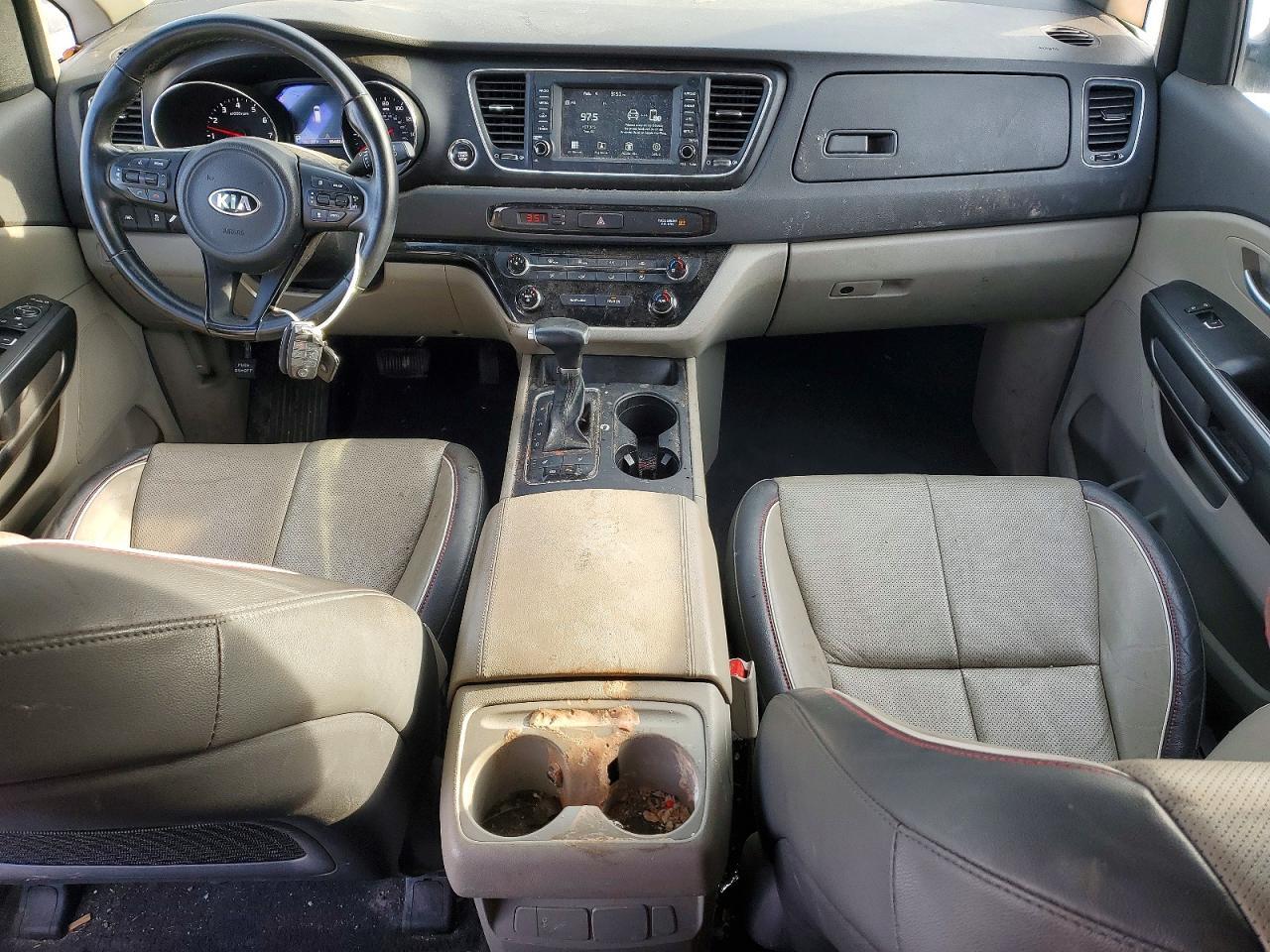 2018 KIA SEDONA