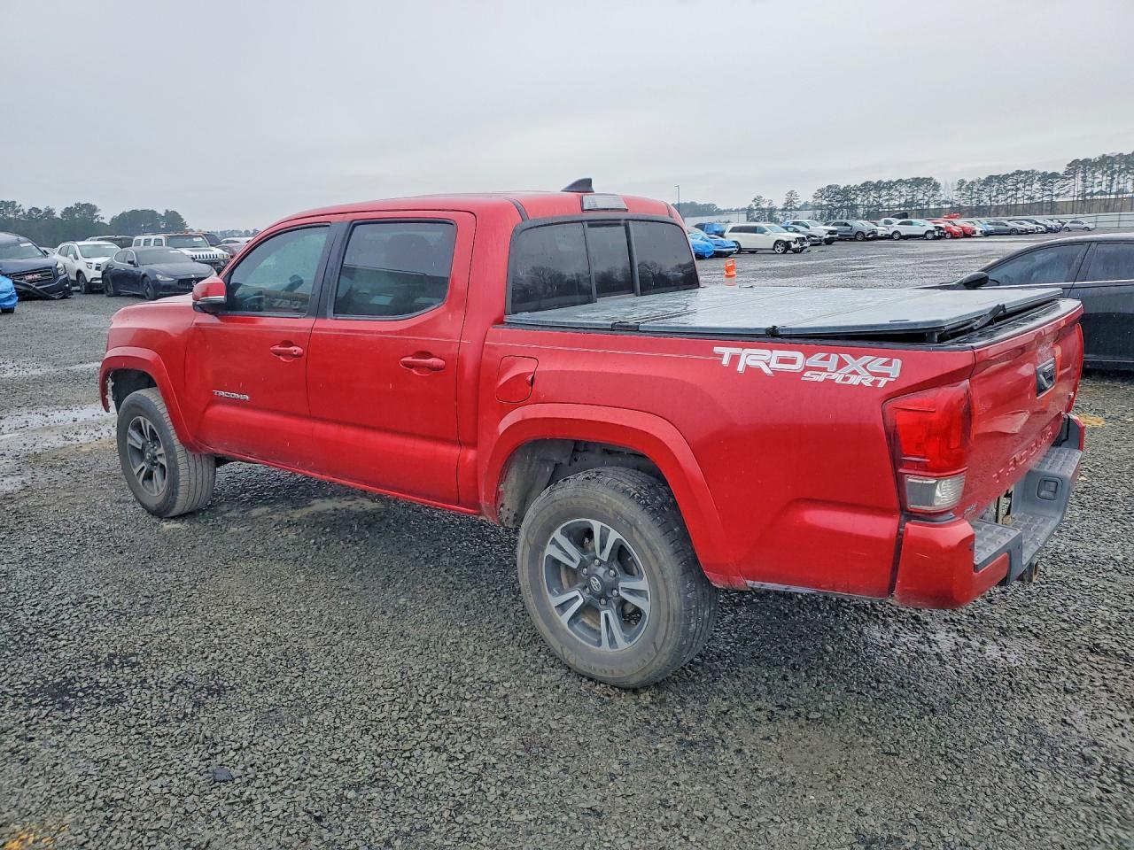 2016 TOYOTA TACOMA