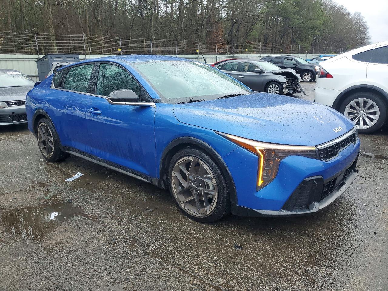 2025 KIA K4