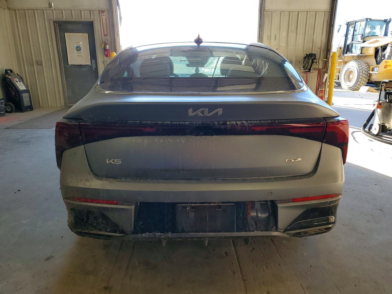 2025 KIA K5