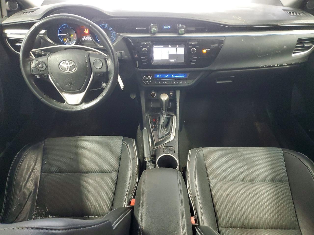 2015 TOYOTA COROLLA
