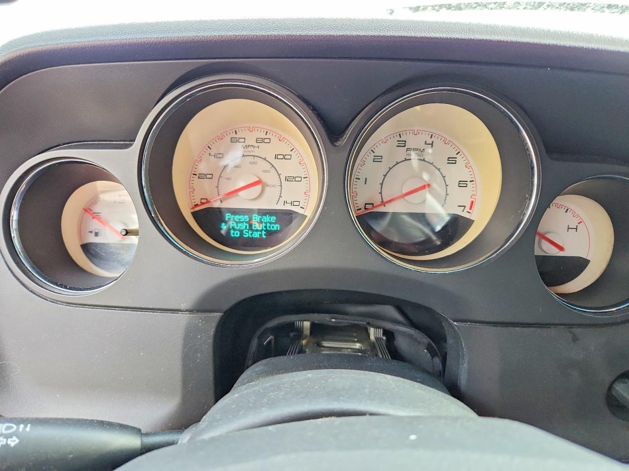 2013 DODGE Challenger