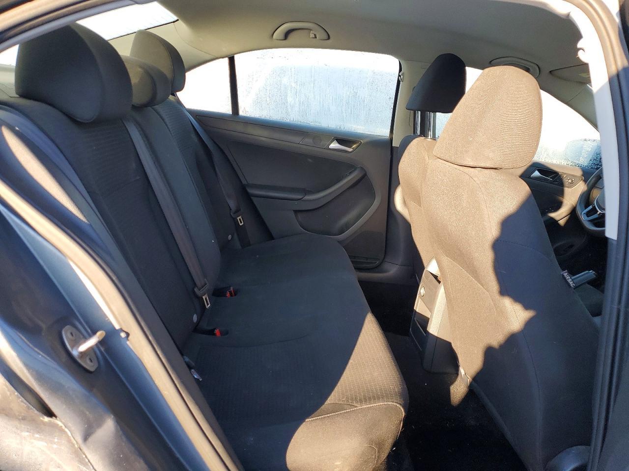 2016 VOLKSWAGEN JETTA