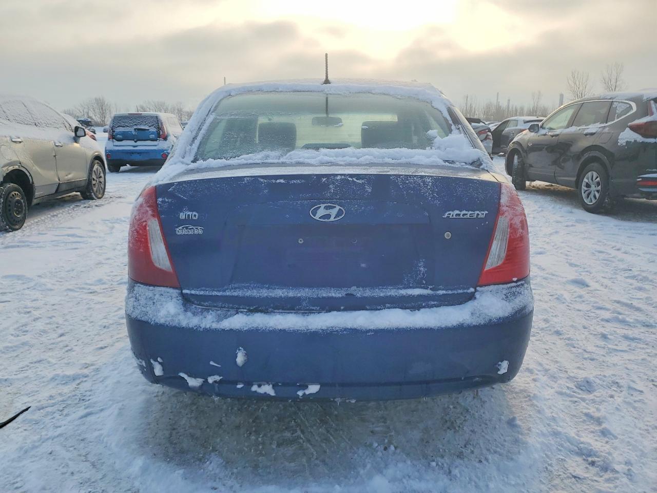 2011 HYUNDAI ACCENT