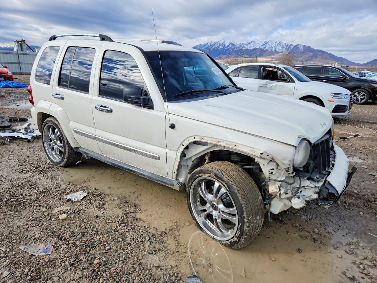 2005 JEEP Liberty