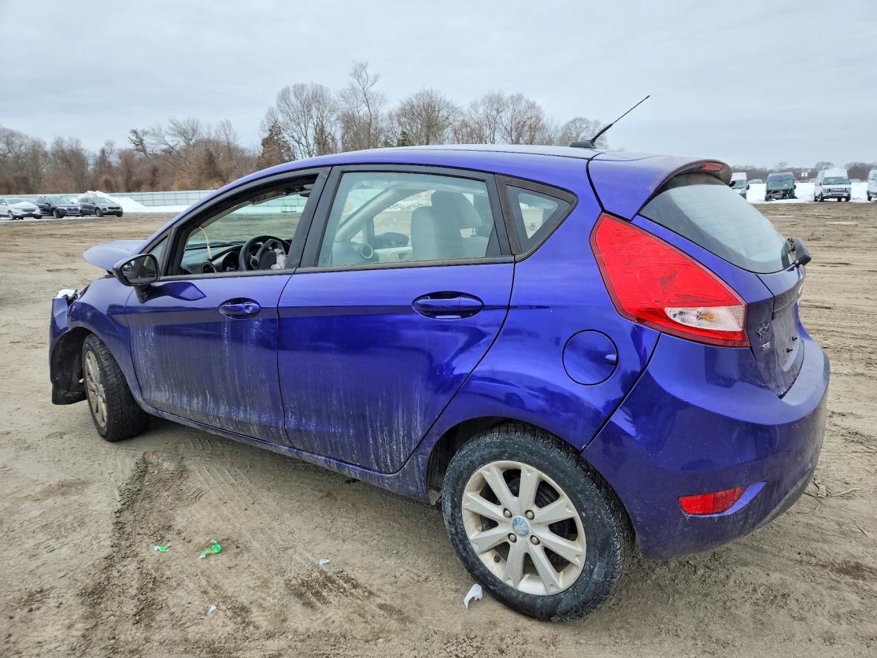 2011 FORD Fiesta