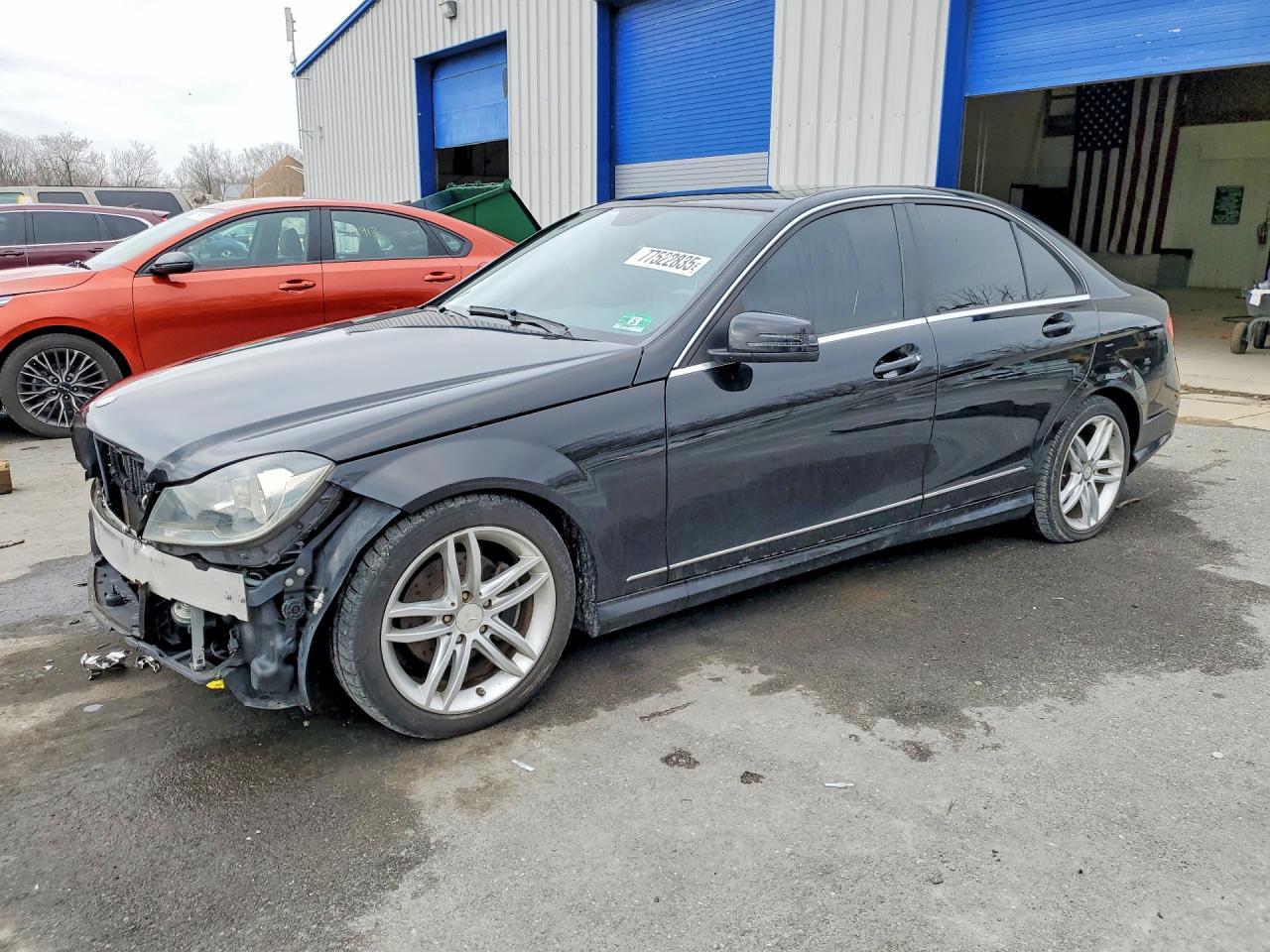 2012 MERCEDES-BENZ C-CLASS
