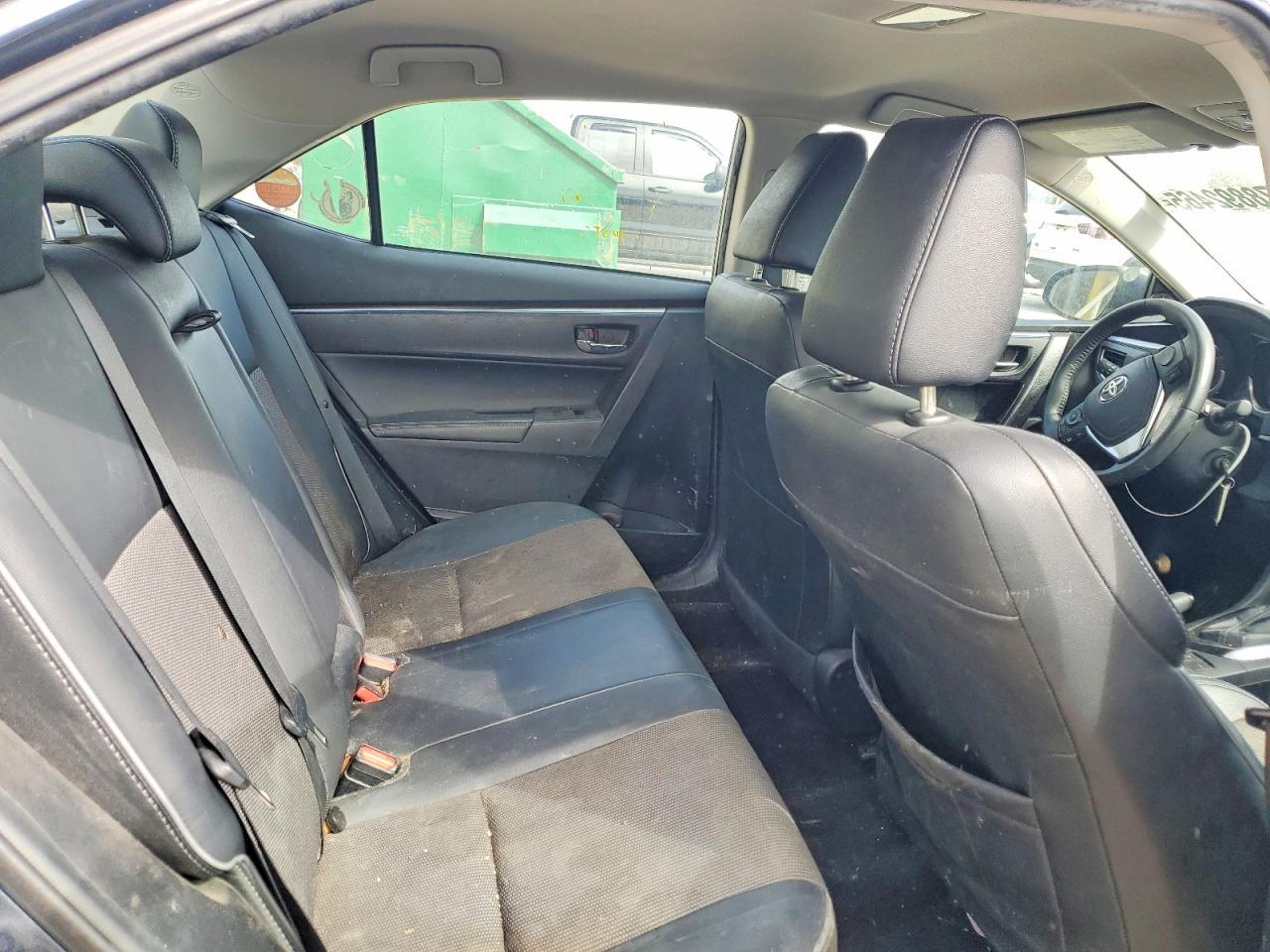 2015 TOYOTA COROLLA