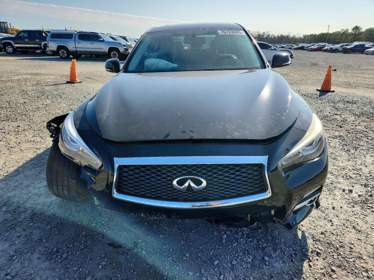 2016 INFINITI Q50