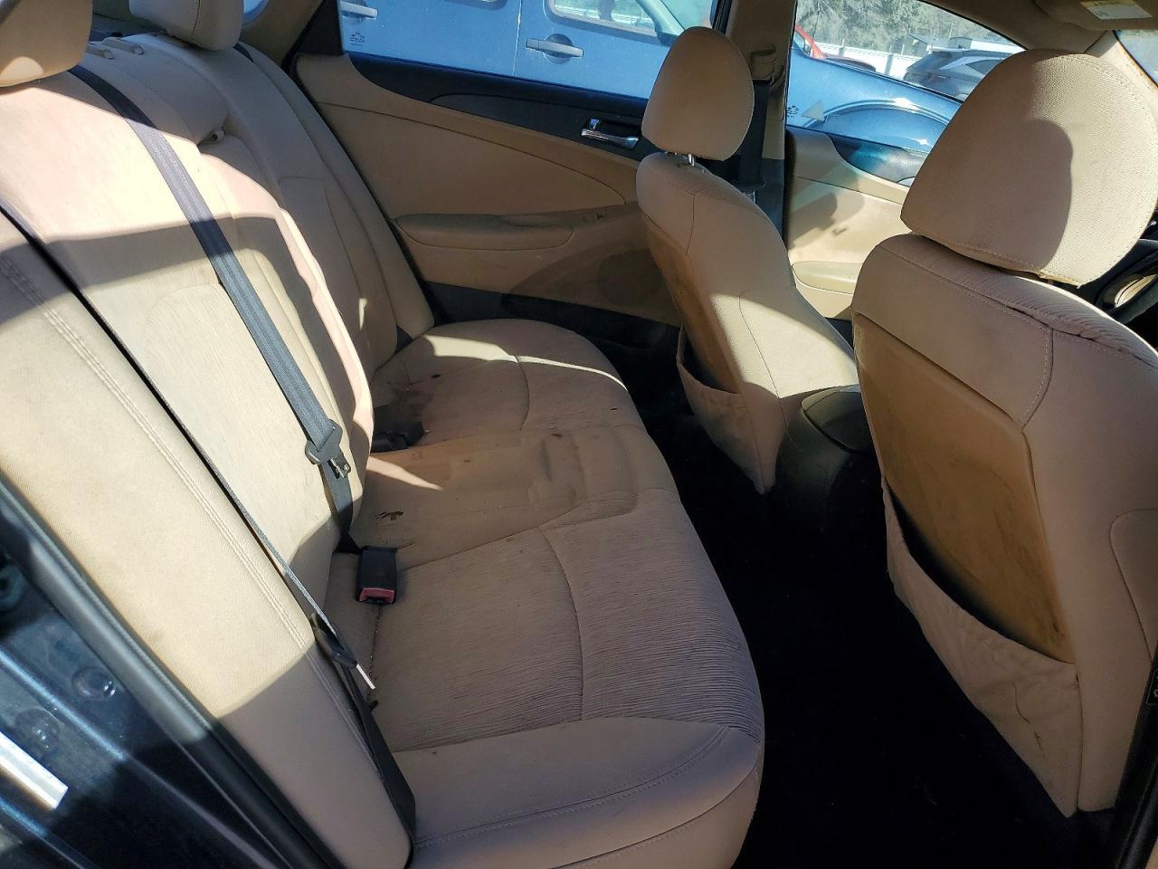 2011 HYUNDAI SONATA