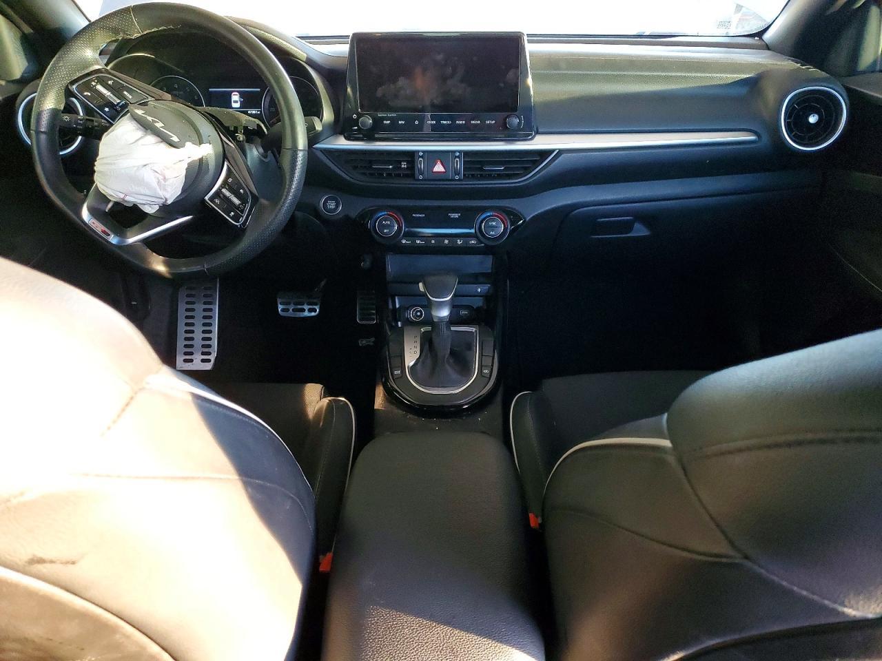 2022 KIA FORTE