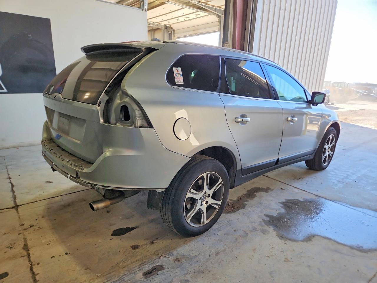 2013 VOLVO XC60