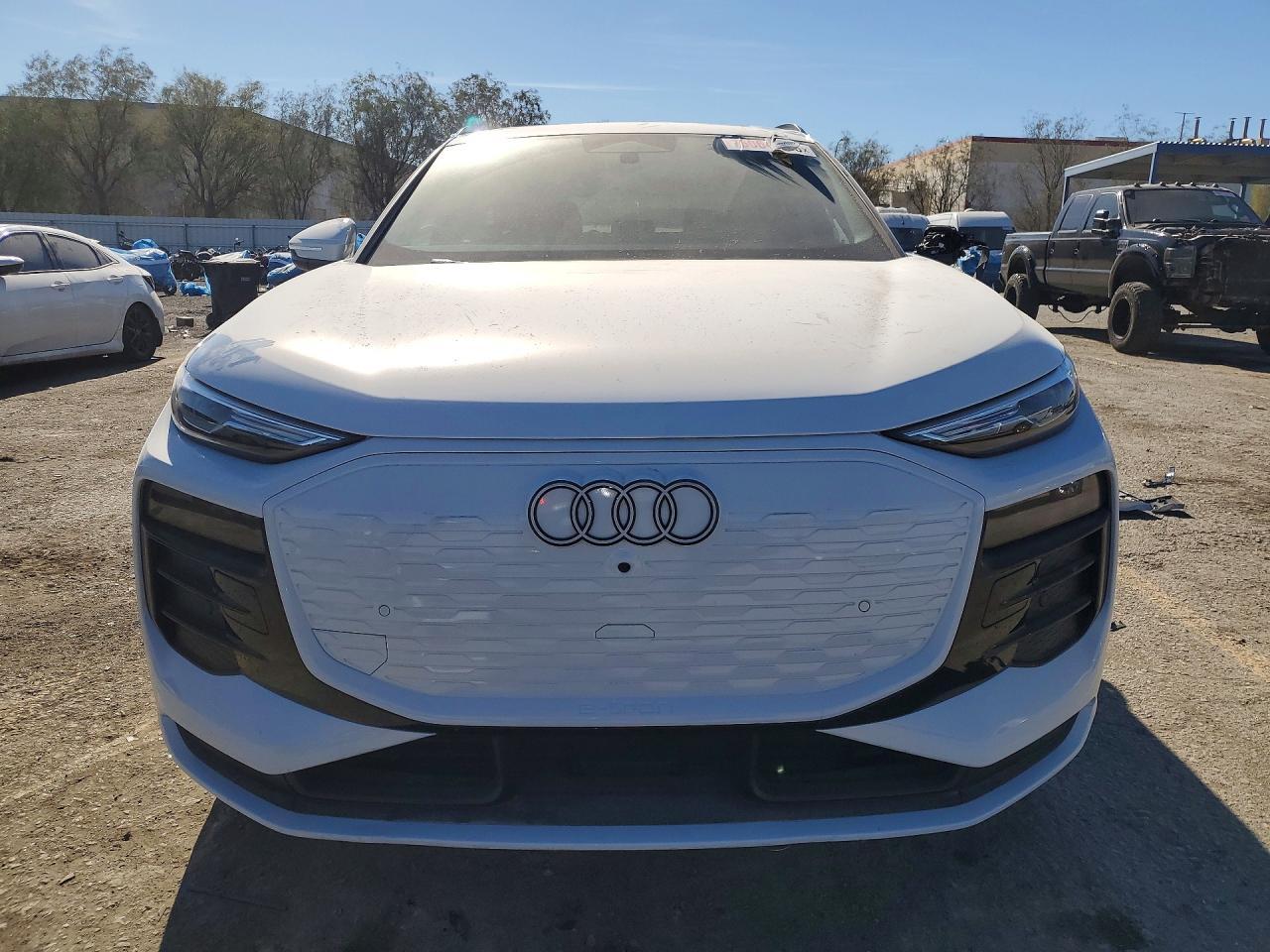 2025 AUDI Q6 e-tron