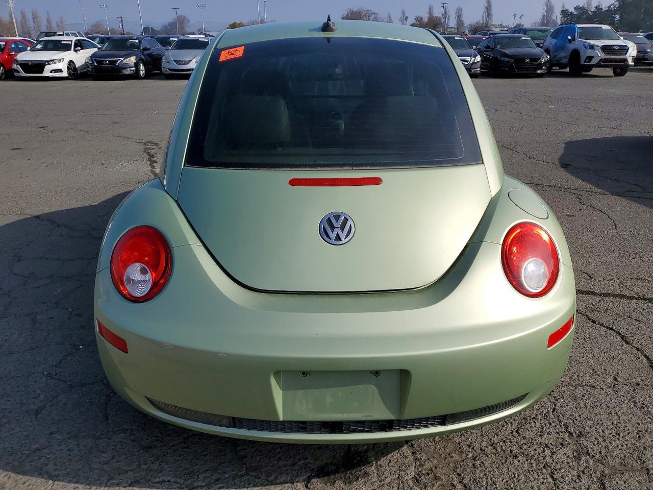 2009 VOLKSWAGEN Beetle