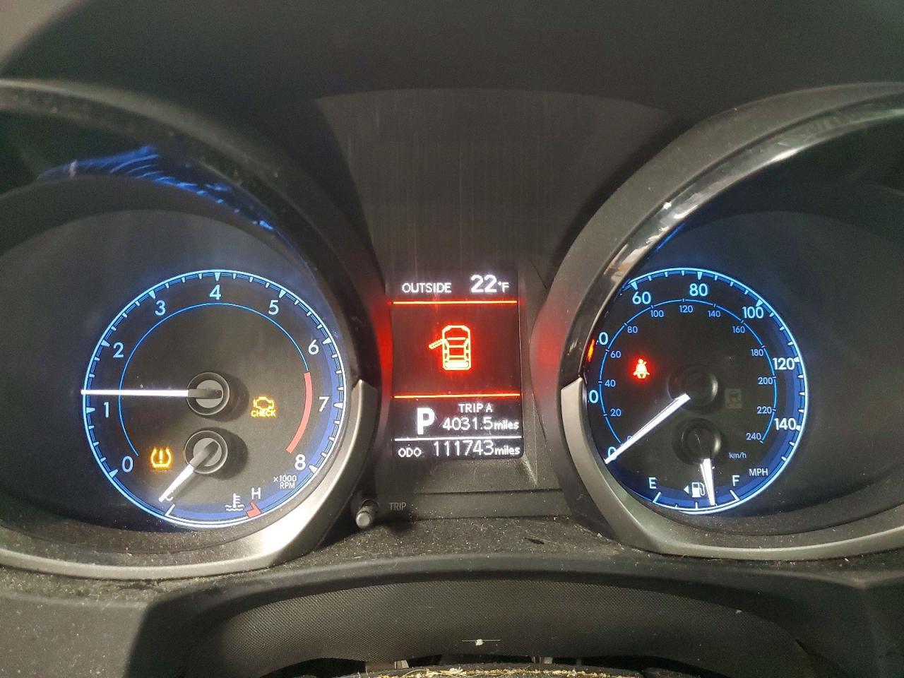 2015 TOYOTA COROLLA