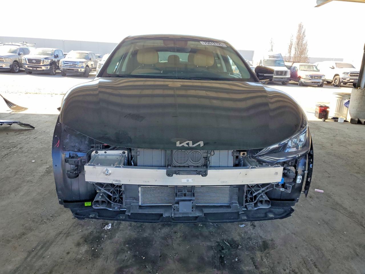 2023 KIA EV6